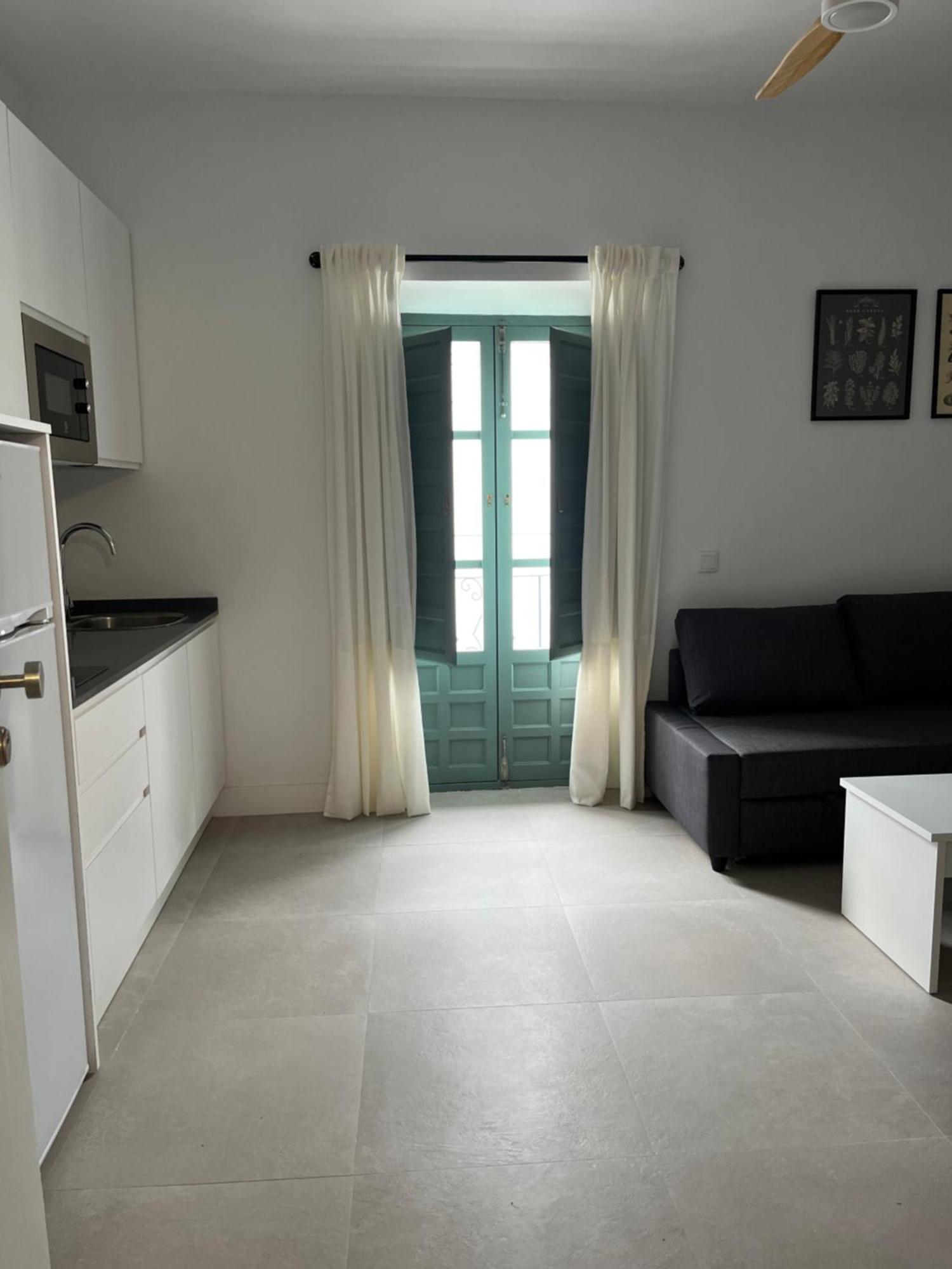 The Sunnydise Apartments Málaga Esterno foto